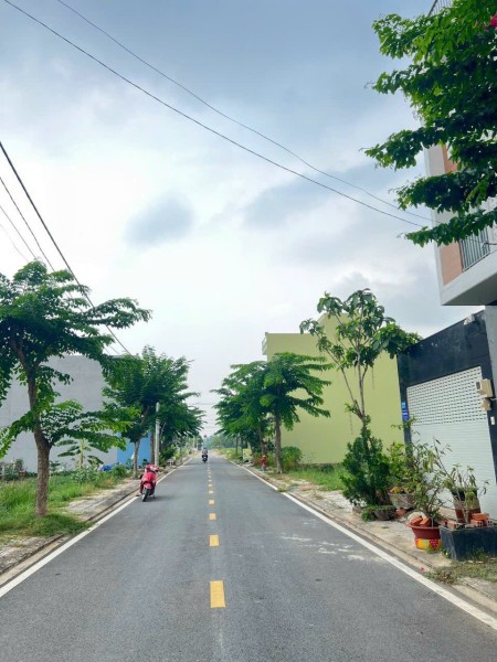 Đất nền quận 9, giá chưa tới 3 tỷ