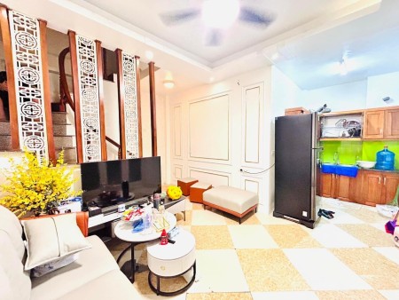 Cần bán gấp nhà 55 Thanh Lân, Hoàng Mai 30m2, 4 tầng, 2.6 tỷ.