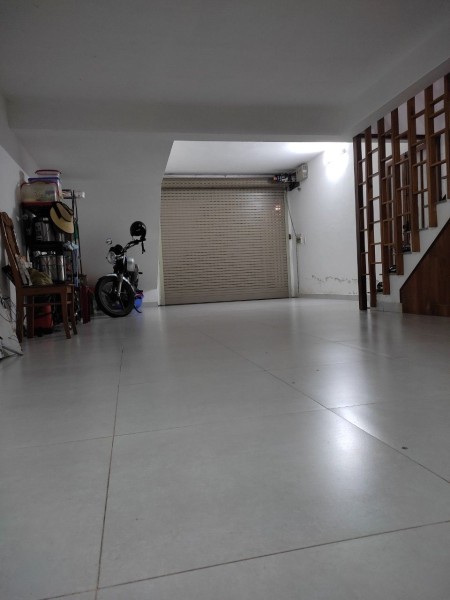 Cần bán gấp nhà 3 tầng 3 mê mặt tiền đường Nguyễn Hồng Ánh, trục đường 10m5, lề 5m, view sông Cẩm