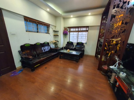 Cho thuê CH chung cư ngay đầu Nguyễn Khuyến Văn Quán, dt 102m 3 ngủ/2vs full đồ giá chỉ 11.5 triệu.