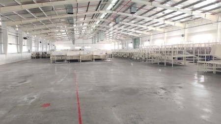 Cho thuê kho xưởng 3000m2 tại mặt tiền đường Đặng Thúc Vịnh, Quận 12.