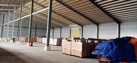 Cần cho thuê nhà xưởng 2500m2 mặt tiền đường Phạm Thị Giây, H. Hóc Môn