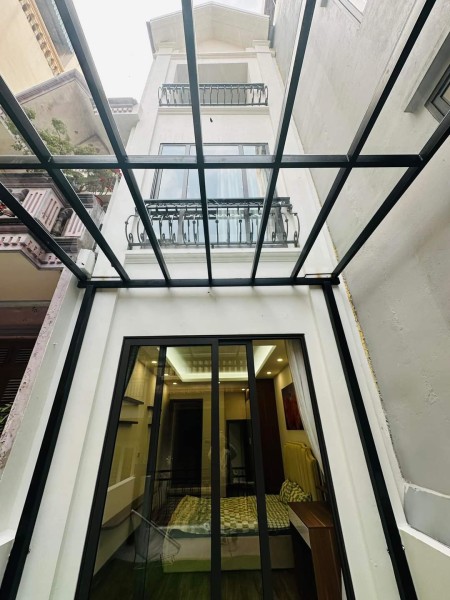 Bán nhà đẹp, tặng nội thất, 3pn, đường Thái Tịnh, Đống Đa, HN