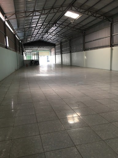 Cho thuê kho xưởng 450m2 mặt tiền đường Phan Văn Hớn, Quận 12
