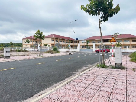Đất nền Bàu Bàng, SHR , Cạnh TTHC giá chỉ 1,55tỷ/nền , giá thật 100% Công chứng ngay