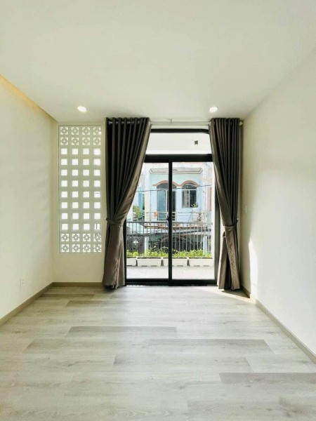 Nhà đẹp giá tốt - Hẻm xe tải - 40M2 - Gần Emart Gò Vấp - Nhỉnh 3 tỷ