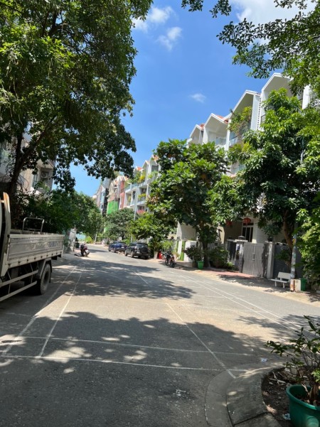 Đi đến slide 4
