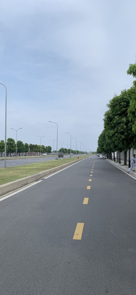 Bán nhanh shophouse Sao Biển 23 sổ đỏ lâu dài giá 11,5 tỷ Vinhomes Ocean Park