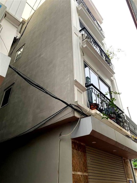 Bán nhà lô góc Bát Khối 35m2 4 tầng hơn 2 tỷ Long Biên Hà Nội