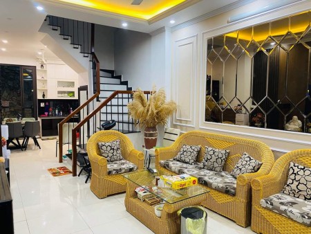 Chỉ 2.7 Tỷ Sở Hửu Ngay 45m² Đất Tại Ngõ … Phố Phú Thượng.Tây Hồ. Mặt Tiền 4.7m