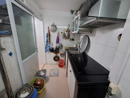 Bán nhà ngõ Chiến Thắng, Đống Đa, 28m2, hơn 2 tỷ, 4 tầng