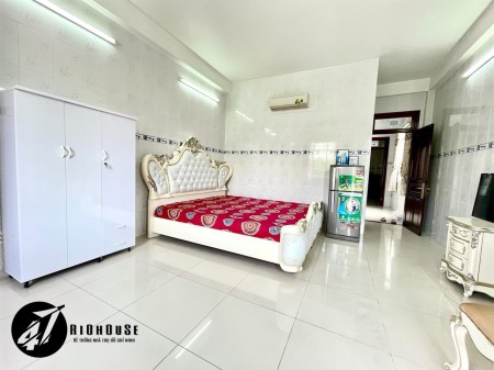Cho thuê phòng _ BanCon riêng _ Full nội thất mới _ Hơn 30m2 thoáng mát_ngay Nguyễn Kiệm P3 Gò Vấp