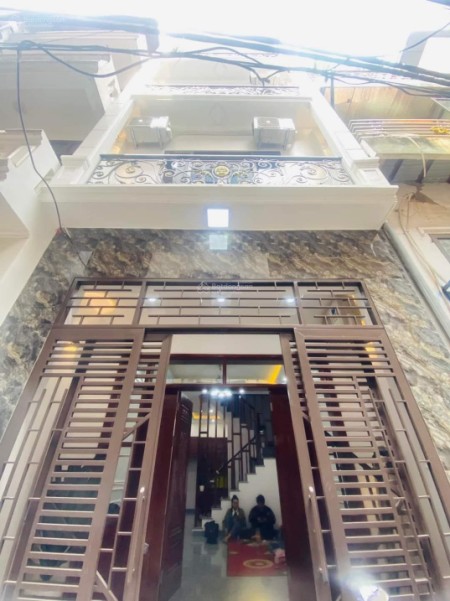 Siêu phẩm - Yên Hoà - Cầu Giấy - 30m2 x 5 T - 3 ngủ - 3 tỷ 5 - siêu đẹp