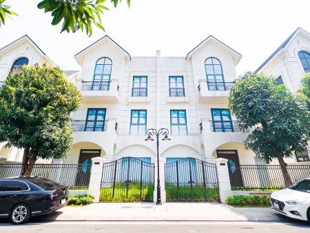 Chính chủ bán Biệt thự song lập San Hô 12 Vinhomes Ocean Park giá 2x Tỷ. Liên hệ 0986812881