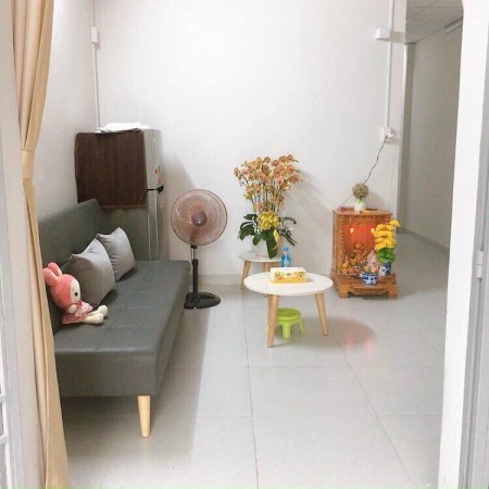 Chính chủ cần bán nhà Hoàng Diệu 2, P.Linh Trung, Thủ Đức 35m2 2tỷ4 SHR gần chợ Lh: 0902576293