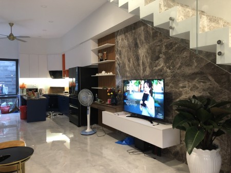 Cho thuê nhà mới nguyên căn đủ nội thất kdc Hồng Long, Hiệp Bình Phước,TĐ