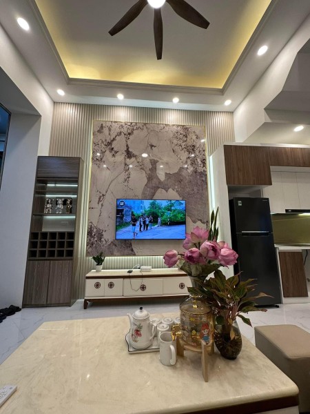 Bán nhà đẹp Phương Mai – Đống Đa, ngõ cực rộng, ô tô đỗ - sổ đỏ 35m2, 4 tầng, giá chỉ 5 tỷ