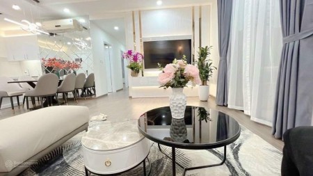 Bán căn hộ khu vực Mỹ Đình căn 3PN ban công Đông Nam vốn 1,1 tỷ tại Vinhomes Smart, nhận nhà ngay