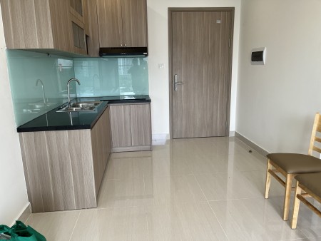 Bán lỗ 900tr căn hộ 2 PN + full nội thất tại Vinhomes Quận 9