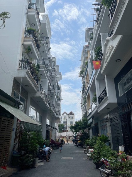 Bình tân, Vip Lê Văn Quới, hẻm nhựa thông, nhà 5 tầng, giá rẻ