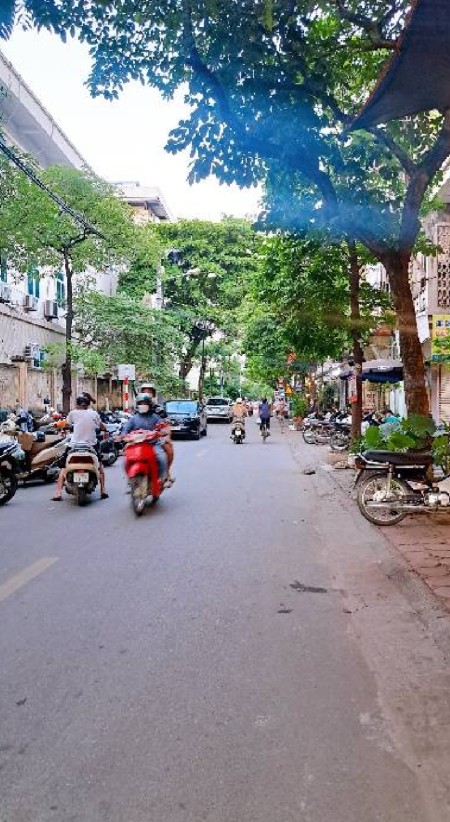 Bán nhà mặt phố Bế Văn Đàn, kinh doanh sầm uất, thuận lợi, giá 4 tỷ