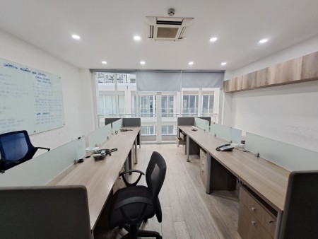 Cho thuê SH Saritown hầm 4,5 lầu giá 90 triệu, full nội thất cao cấp