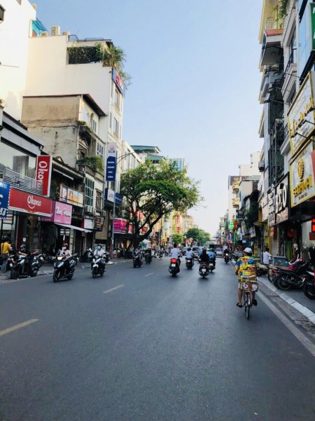 Bán nhà mặt phố Đông Tác - hơn 90m2 - kinh doanh bất chấp - gần vicom Phạm Ngọc Thạch