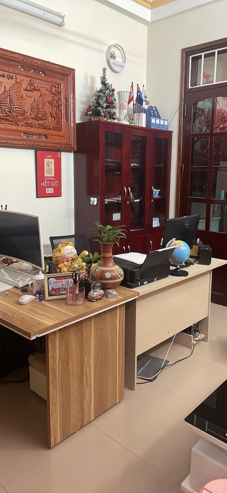 Bán nhà Cầu Diễn, nhà dân xây 4T, diện tích 50m2 hơn 3 tỷ, có 2 mặt thoáng.