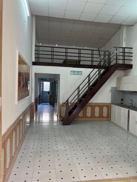 Bán nhà gác lững kiệt oto - K64 Trần Đình Tri