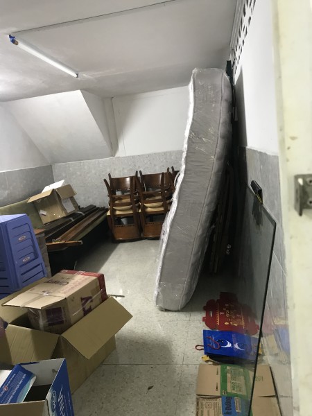 Cho thuê phòng, ở tầng trệt 28 Chiêu Anh Các, P5, Q5