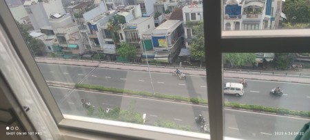 Cần bán căn hộ RiverGate, quận 4, đang có hợp đồng thuê 12 triệu/ tháng, nhỉnh 2 tỷ