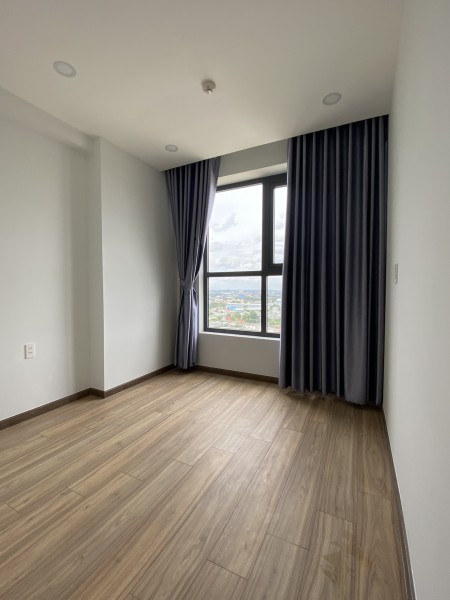 Bán căn hộ Bcons Green view view hồ bơi giá 1,550 tỷ (bao sổ Hồng)