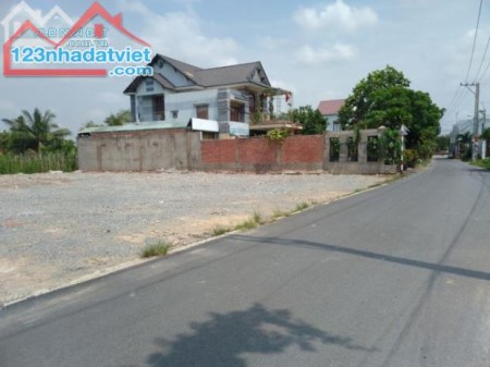 Đất bình dương chỉ 650 triệu/ 1098m2, sổ sẵn, cách quốc lộ 13 chỉ 500m .LH: 0901196632