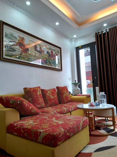 Bán nhà~DT40Mx5T Kim Giang Hoàng Mai, lô góc – ôtô đỗ cửa Linh Đàm giá 3.9 tỷ
