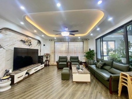 Nhà đẹp phố Hoàng Văn Thái, Khương Trung. 8 tầng Thang máy, dt 45m, mt 8m 12.5 tỷ. Gaza Ô tô, KDoanh