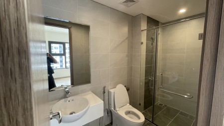 Bán nhanh căn góc 2N+1,2WC 64m2 nguyên bản 2 tỷ 680 bao phí Vinhomes Smart City