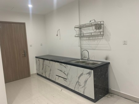 Bán lỗ 600 triệu căn 2 PN 2WC Vinhomes Quận 9 giá 2,350 tỷ BTP