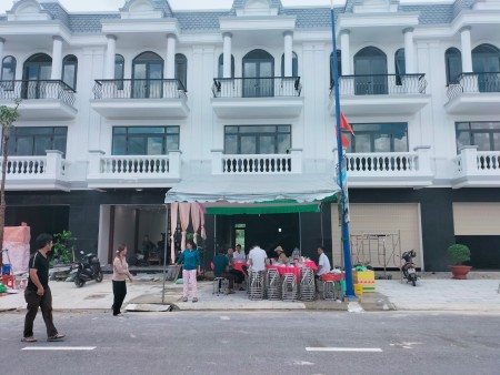 Đi đến slide 2