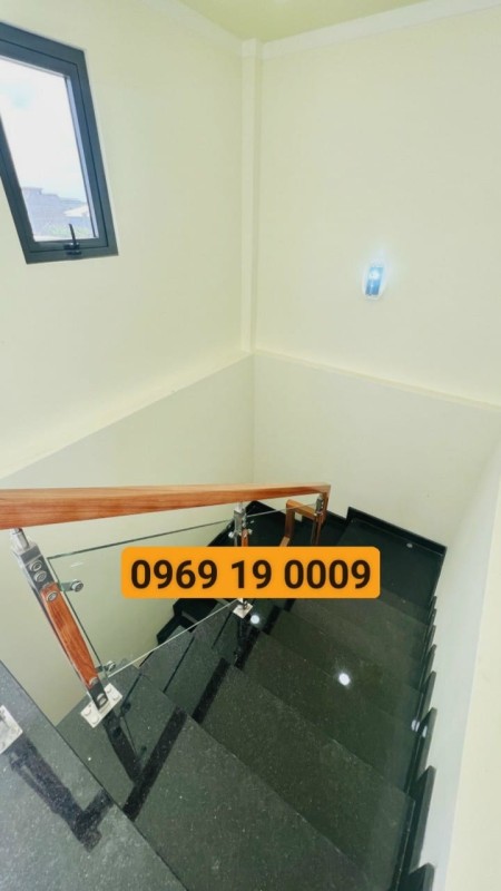Bán nhà full nội thất cao cấp ngay Tân Uyên