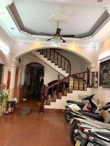Nhà Nguyễn Sơn 55m2, 4 tầng, ô tô đỗ, kinh doanh nhỏ giá 5,5 tỷ