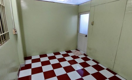 Phòng cho sinh viên nữ ở 1 người, Giá 1,4 - 1,7 tháng.