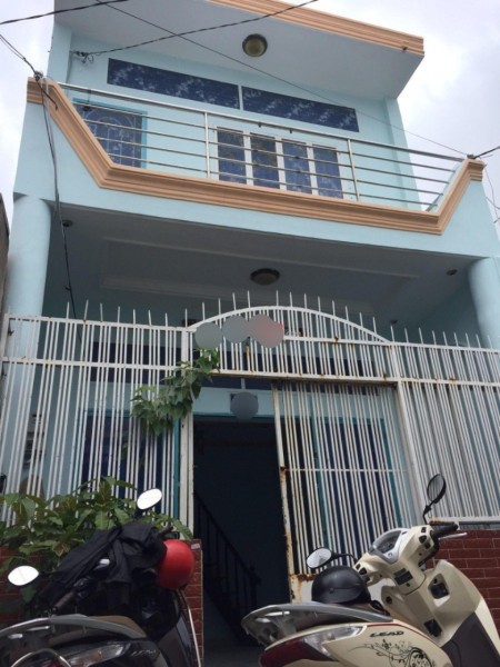 Cho thuê nhà sát MT Đoàn Giỏi quận Tân Phú 84m2 - 2 tầng chỉ 9 triêu Tl
