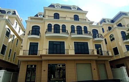 Độc quyền Shophouse Song lập 150m2 dường 51m HTLS 0% tới 24 tháng. Giá TỐT nhất The Empire VHOP2