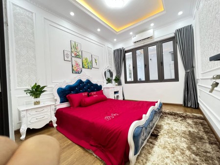 Bán nhà Thái Hà - ô tô tránh - hai thoáng diện tích 44m2