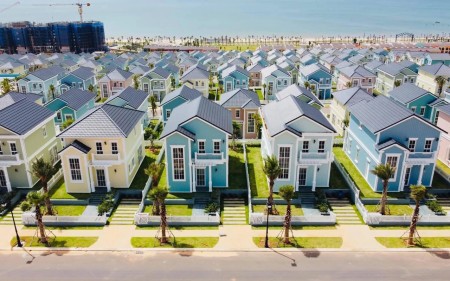 Bán Biệt Thự Đơn Lập 10x20m giá 6,2 tỷ. NovaWorld Phan Thiết. Liên hệ 0905.805.385 Công Vũ Novaland