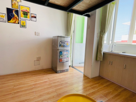 Phòng trọ có gác, sạch sẽ, ở 2 người, tại đường Phan Văn Trị, Bình Thạnh giá 5tr2