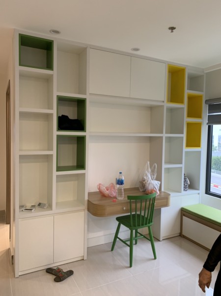 Bán gấp 2N+1,2WC 63m full nội thất đẹp hướng mát Vinhomes Smart City 2 tỷ 680