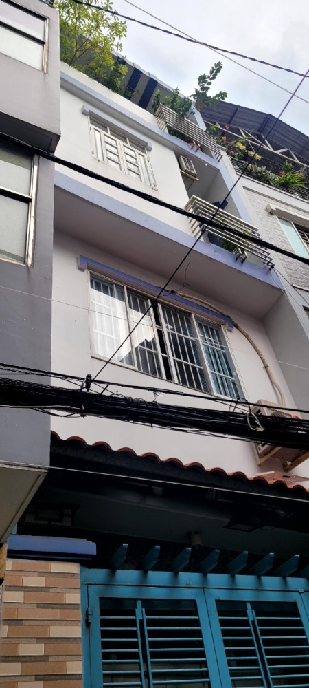 Nhà diện tích 100M 3 bước chân ra mặt tiền giá 7 tỷ 9 trung tâm Bài Cát
