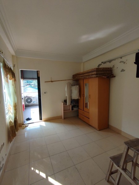 Bán nhà Lô góc Nguyễn Đức Cảnh- Hoàng Mai 35m2, giá 3 tỷ có thương lượng.