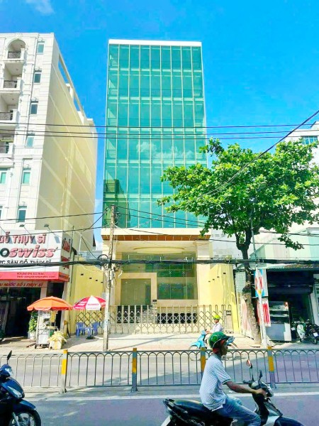 Chính chủ cần cho thuê toà văn phòng nhà 9 tầng mặt tiền 456 Nguyễn Thị Thập, Q7